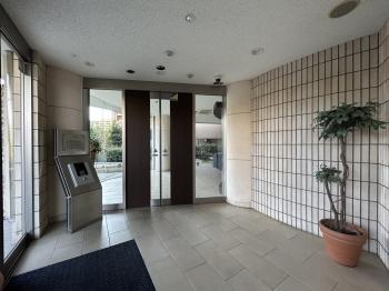 エントランスホール