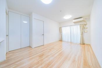 電気式床暖房付きのリビングダイニング/CGで作成したリフォームイメージです。