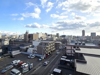 バルコニーからの眺望（南東方向）　眺望は永続的に保証されるものではありません。