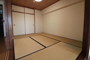 リビング・ダイニングに隣接しており、一体利用が可能。