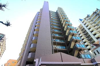 常磐線「亀有」駅より徒歩3分の立地