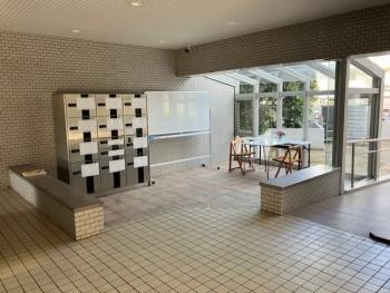 マンションロビー