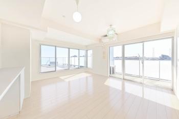 リビングにはＴＥＳ温水式床暖房を採用（CGで作成したリフォームイメージです）