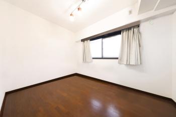 約4.7帖の洋室（CGで作成したリフォームイメージです）