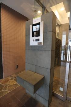 TVモニター付きインターホン連動オートロック操作盤