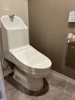 温水洗浄便座につき体を冷やすことなく安心して座ることができます。