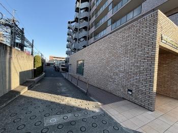 敷地内車路、スロープ