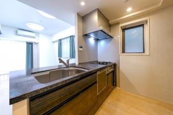 キッチン（CGで作成したリフォームイメージです。）