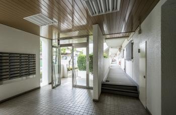 エントランスホール