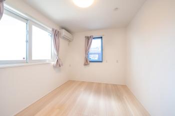 6帖の洋室１CGで作成したリフォームイメージです。