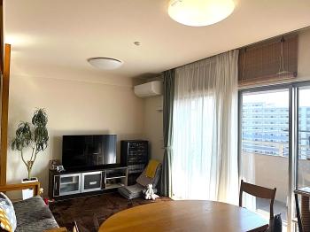 約１２．３帖のリビングダイニングです。