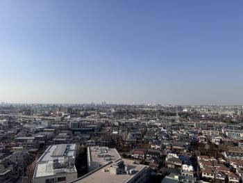 北西側バルコニーからの眺望　　眺望は永続的に保証されません