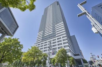 地上40階建て、札幌駅エリアを見晴らす存在感のあるタワーマンションです。