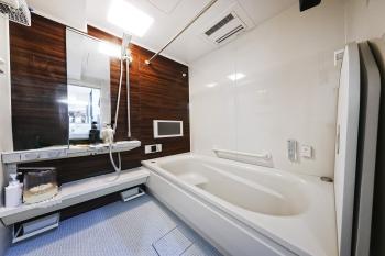 一日の疲れを癒すバスタイムをお過ごしください