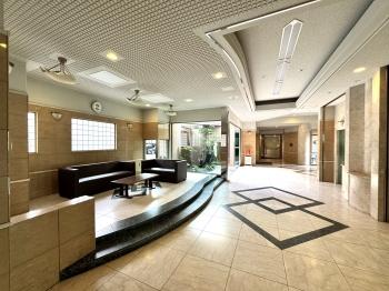 エントランスロビー