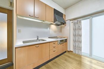 キッチン（ＣＧで作成したリフォームイメージです。）