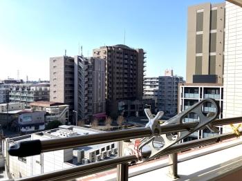 バルコニーからの眺望　眺望は永続的に保証するものではございません。