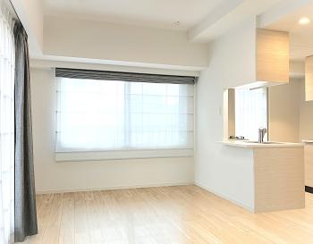 リビングダイニング（約10帖）　CGで作成したリフォームイメージです