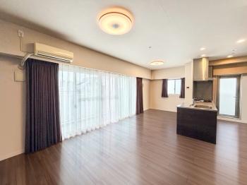 リビングダイニング（CGで作成したリフォームイメージです）