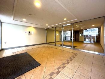 サブエントランスの風除室