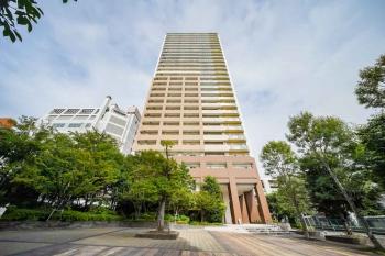 パークタワー滝野川　2013年築