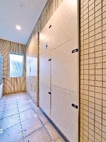 不在時の荷物を預かってくれる宅配ボックスです