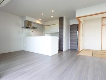 リビングダイニングキッチン約17.0帖