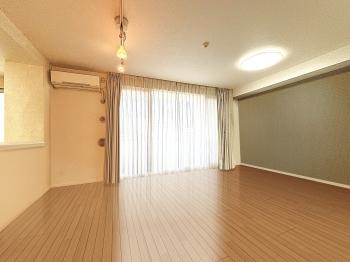 リビング（CGで作成したリフォームイメージです）