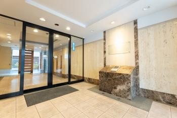 エントランス　テレビモニター式オートロック