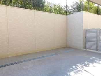 南西側テラスとバルコニー