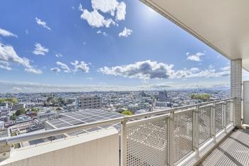 バルコニーからの眺望（南東側）