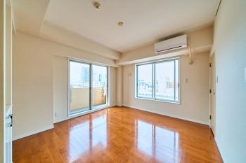 リビングダイニング　掲載中の家具、什器等は販売価格に含まれません