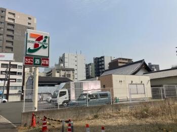 セブンイレブン名古屋泉３丁目店（徒歩１分、４０ｍ）