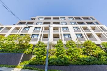 総戸数６１戸×２０２０年築のマンション