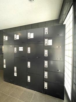 共用部に宅配ボックスがあるため、不在時にも荷物の受け取りが可能です。