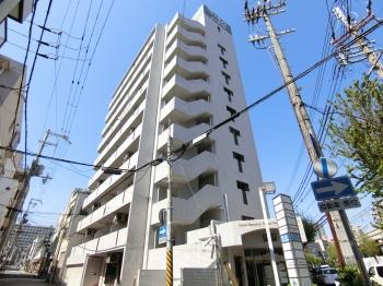地上10階建、マンション外観