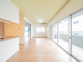 リビングダイニング（家具・什器等は販売価格に含まれておりません）