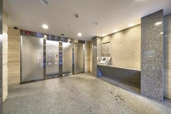 風除室　オートロックシステムで安心のセキュリティ