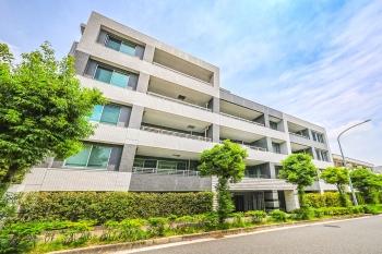 ライオンズ港北ニュータウンオーセンティックハウス外観