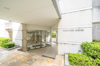 マンションエントランス