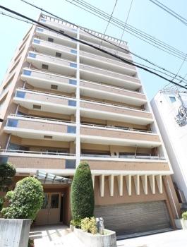 総戸数１６戸のマンションです。