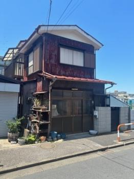 南東側より撮影した現地外観写真