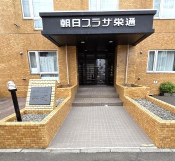 マンションエントランス
