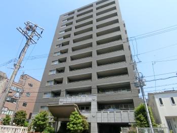 JR「膳所」駅と京阪「京阪膳所」駅の２沿線が利用できる立地です。