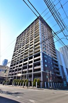 地上20階地下1階建て（地下にトランクルームあり　無償）