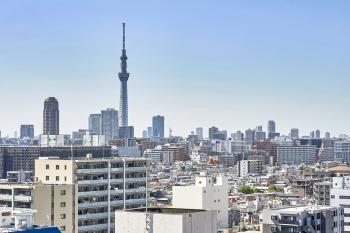 バルコニーからの北西向き眺望（眺望は永続的に保証されるものではございません）