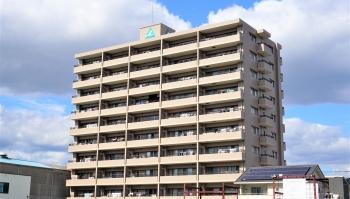 ２００４年１月築、総戸数４８戸