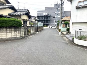 東側公道 東側公道