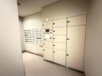 不在時も荷物を受け取れる宅配ボックス