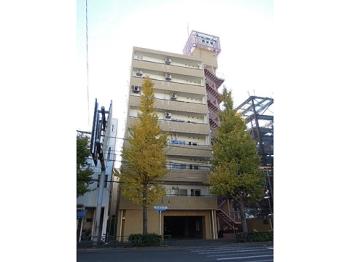 北側からの外観